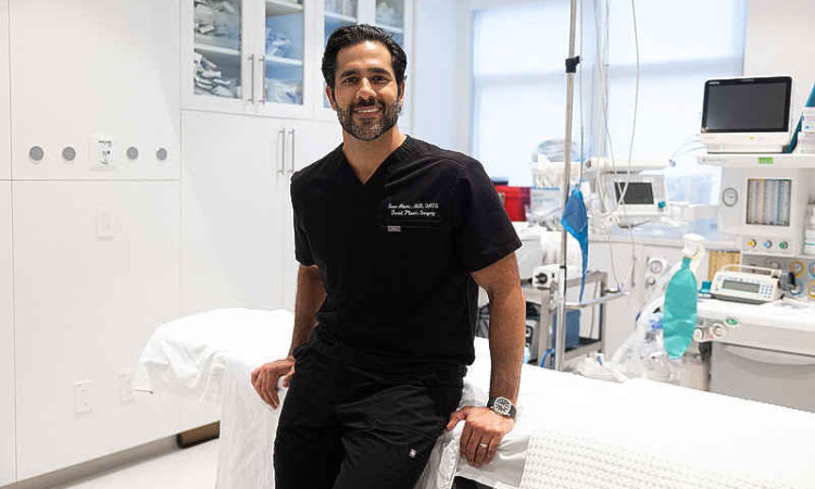 Beyond the Scale: Men turn to cosmetic clinics to complete weight-loss transformation